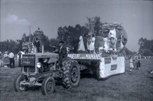 Fete de la moisson 1949008 1