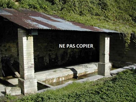 LAVOIR AMBLEMY